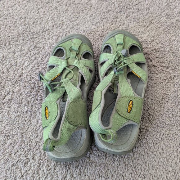 Keen  Green Sandals Water shoes Women's 9 - Picture 2 of 10